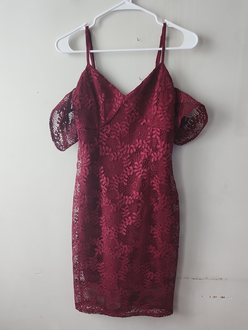Guess Burgundy Lace Cold-Shoulder Mini Dress